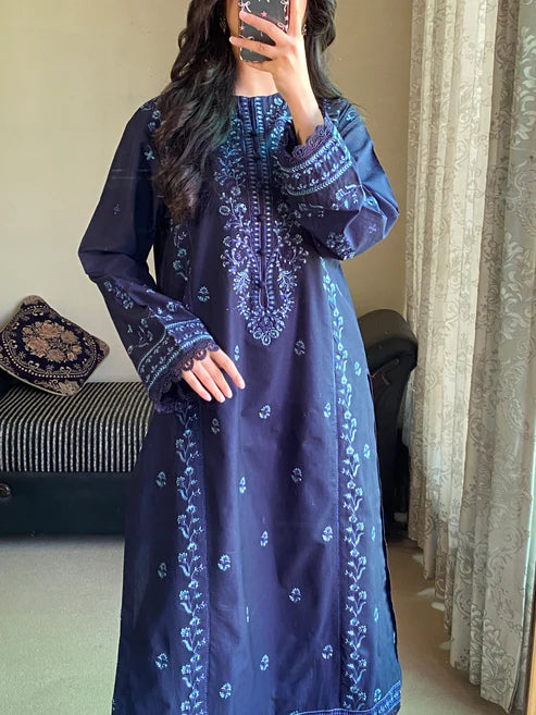 2 PIECE EMBROIDERED SUIT | ZM-15