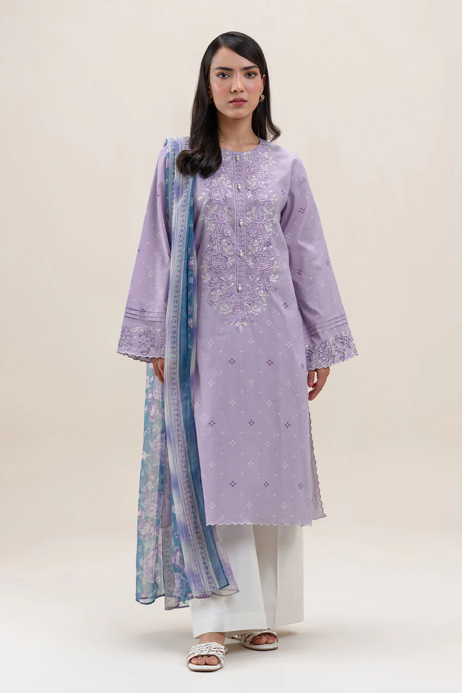 2 PIECE EMBROIDERED LAWN SUIT-LAVENDER FROST (UNSTITCHED)