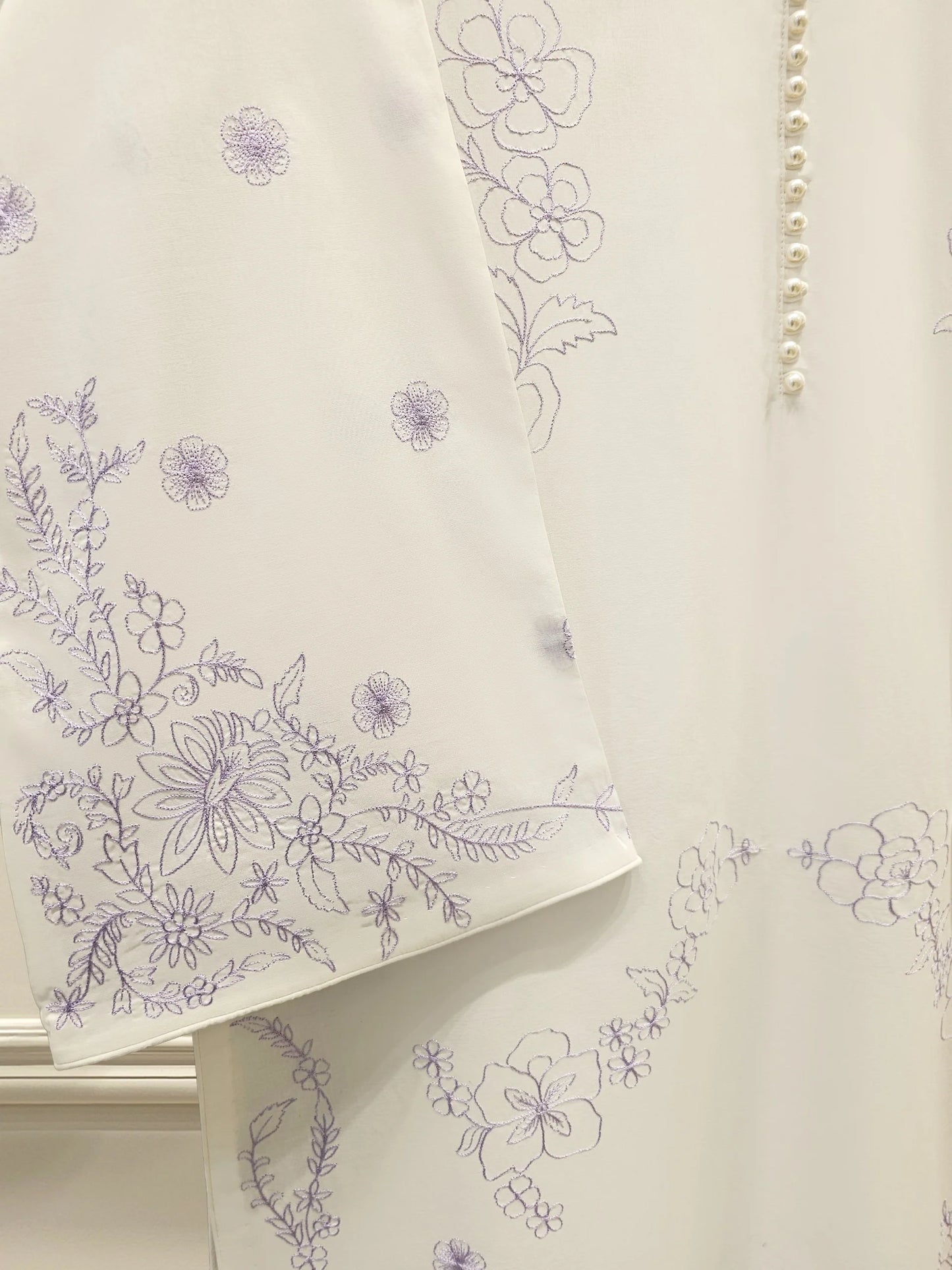 3 Piece - Pure Embroidered Lawn Suit S111640