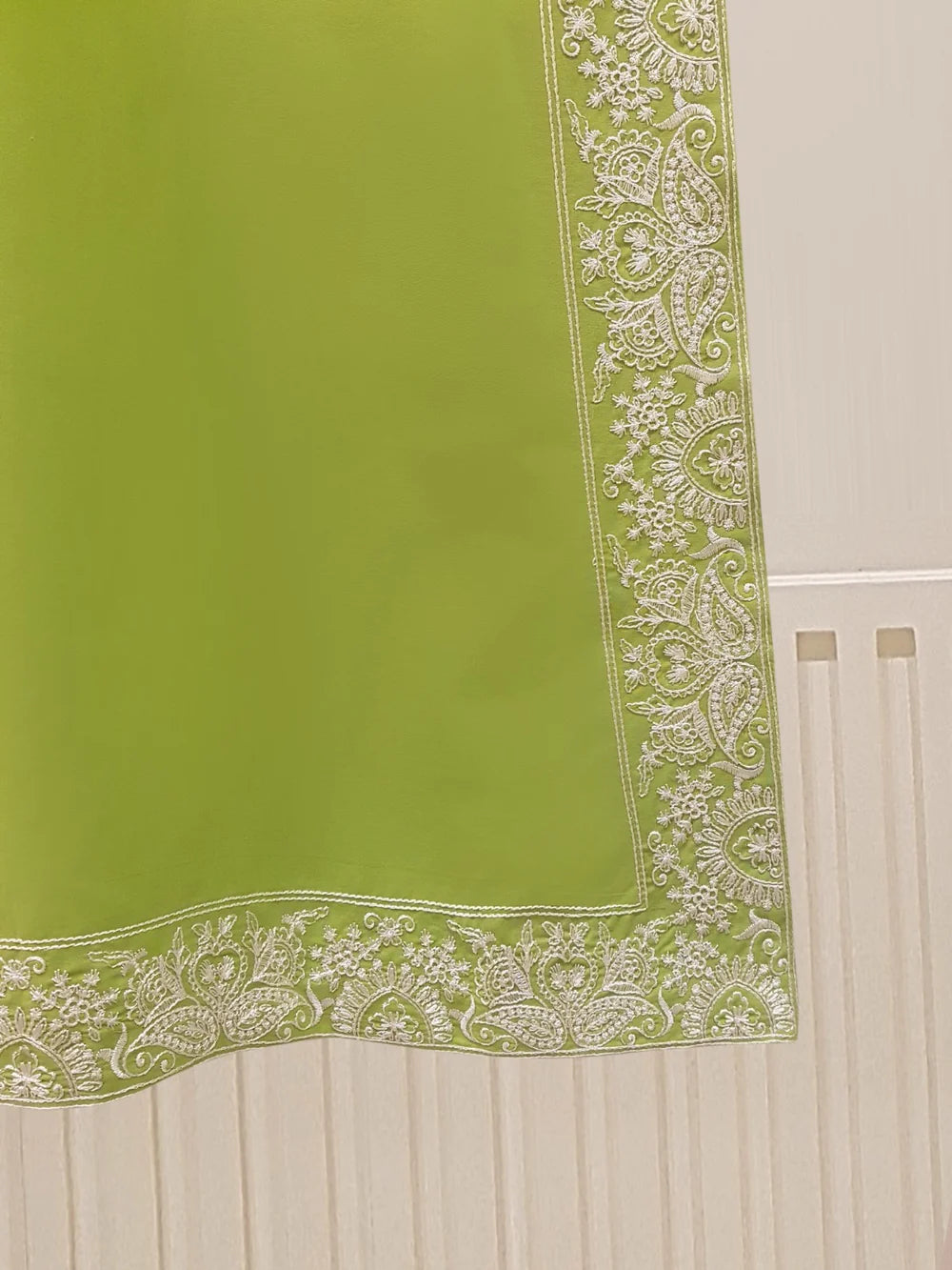 2 PIECE - EMBROIDERED CAMBRIC SUIT S108505