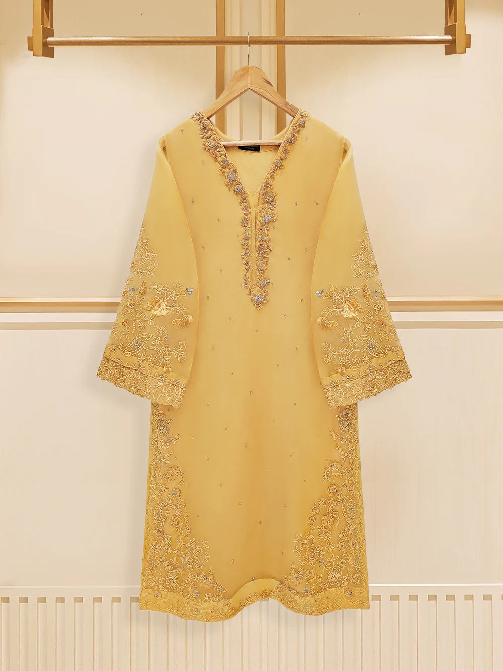 3 PIECE - PURE ORGANZA EMBROIDERED SUIT S109309