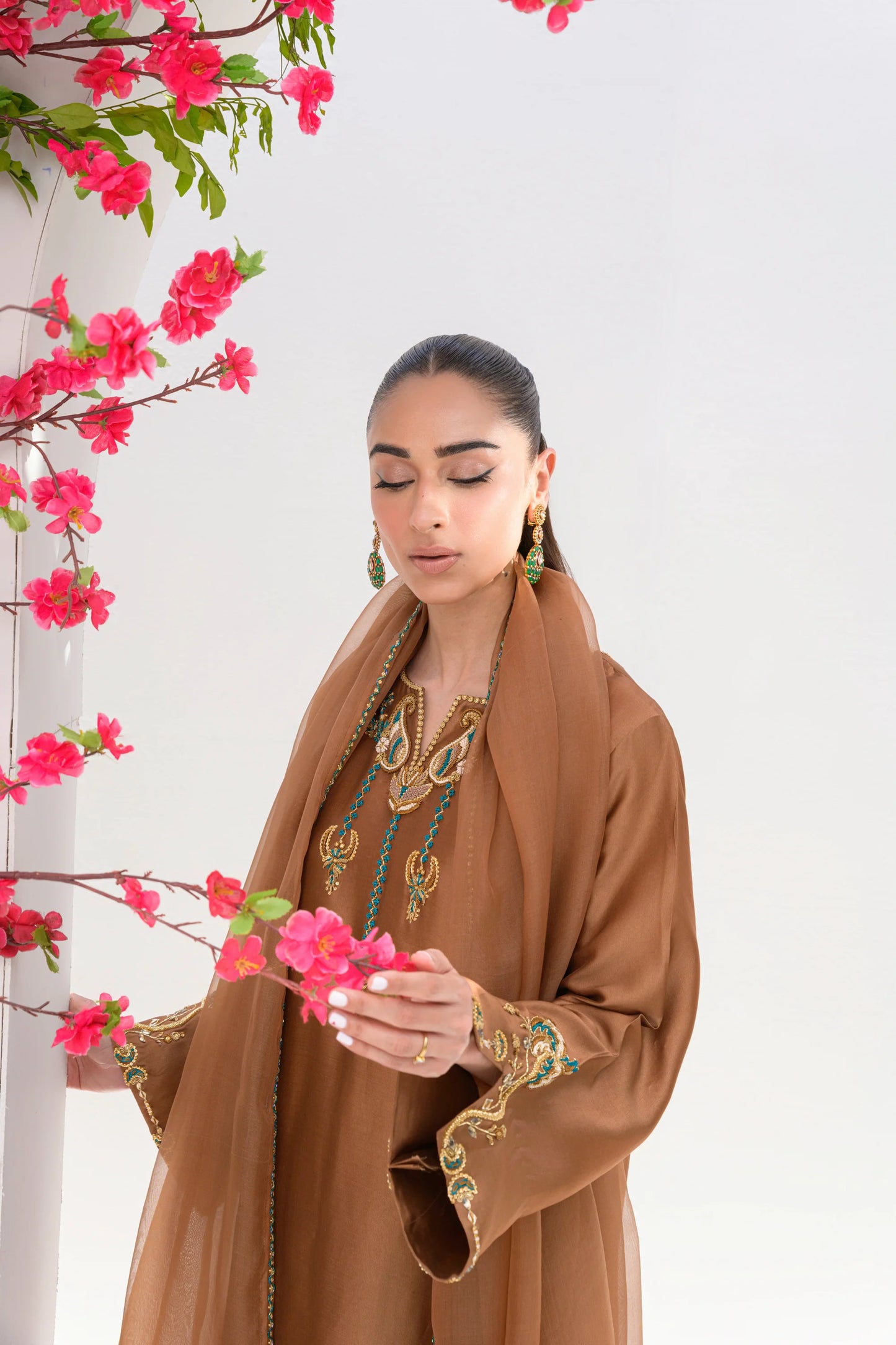 Toffee Brown - Flairs Studio