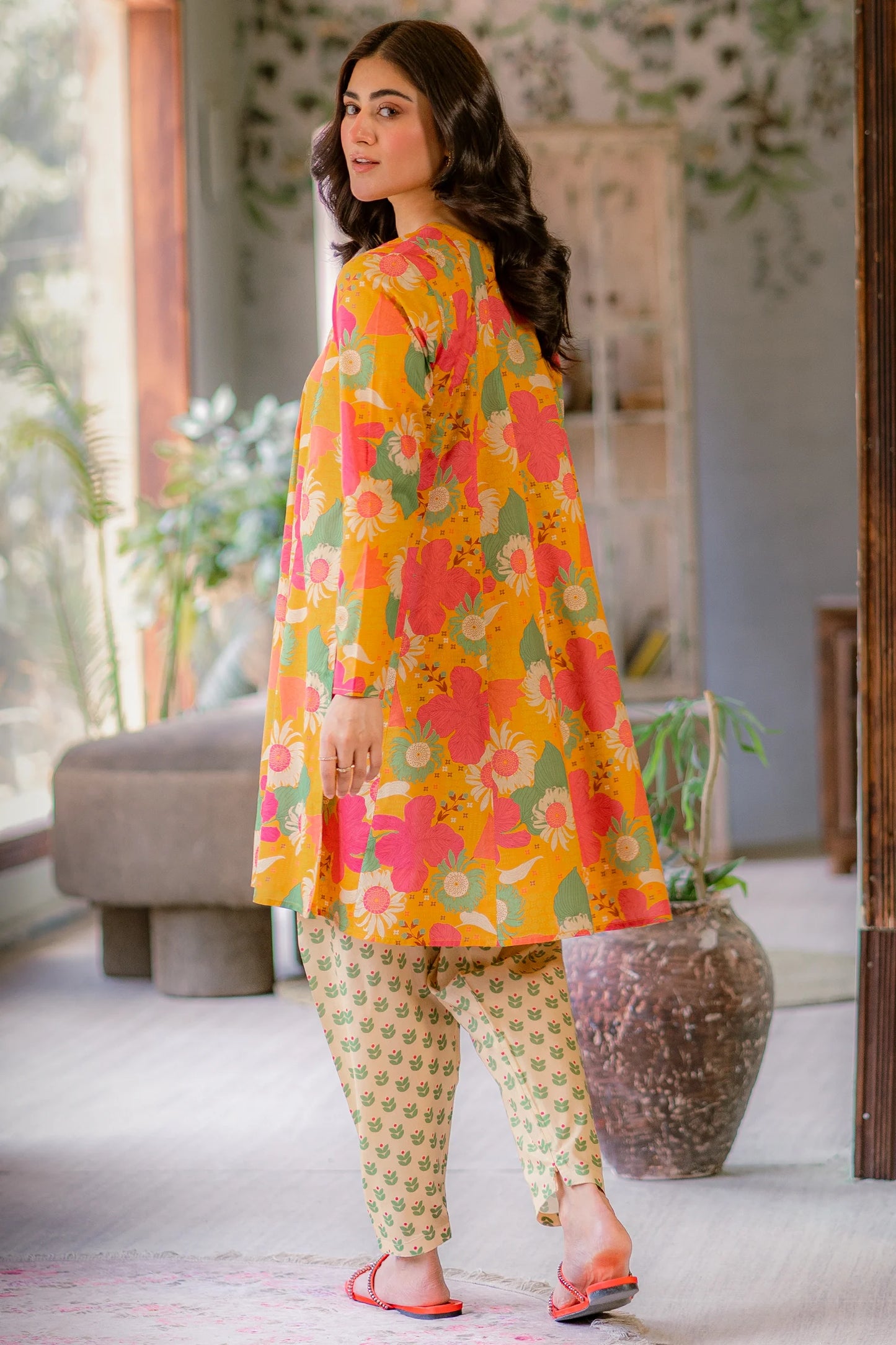 BRIGHTER 2 PIECE SUIT