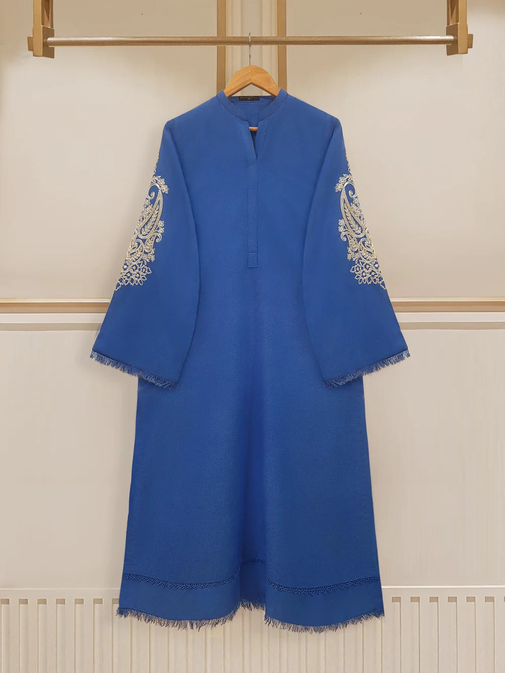 3 PIECE - EMBROIDERED KARANDI SUIT S108294