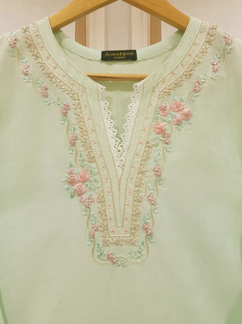 TWO PIECE FINE JACQUARD LAWN EMBROIDERED SHIRT WITH CHIFFON DUPATTA S107625