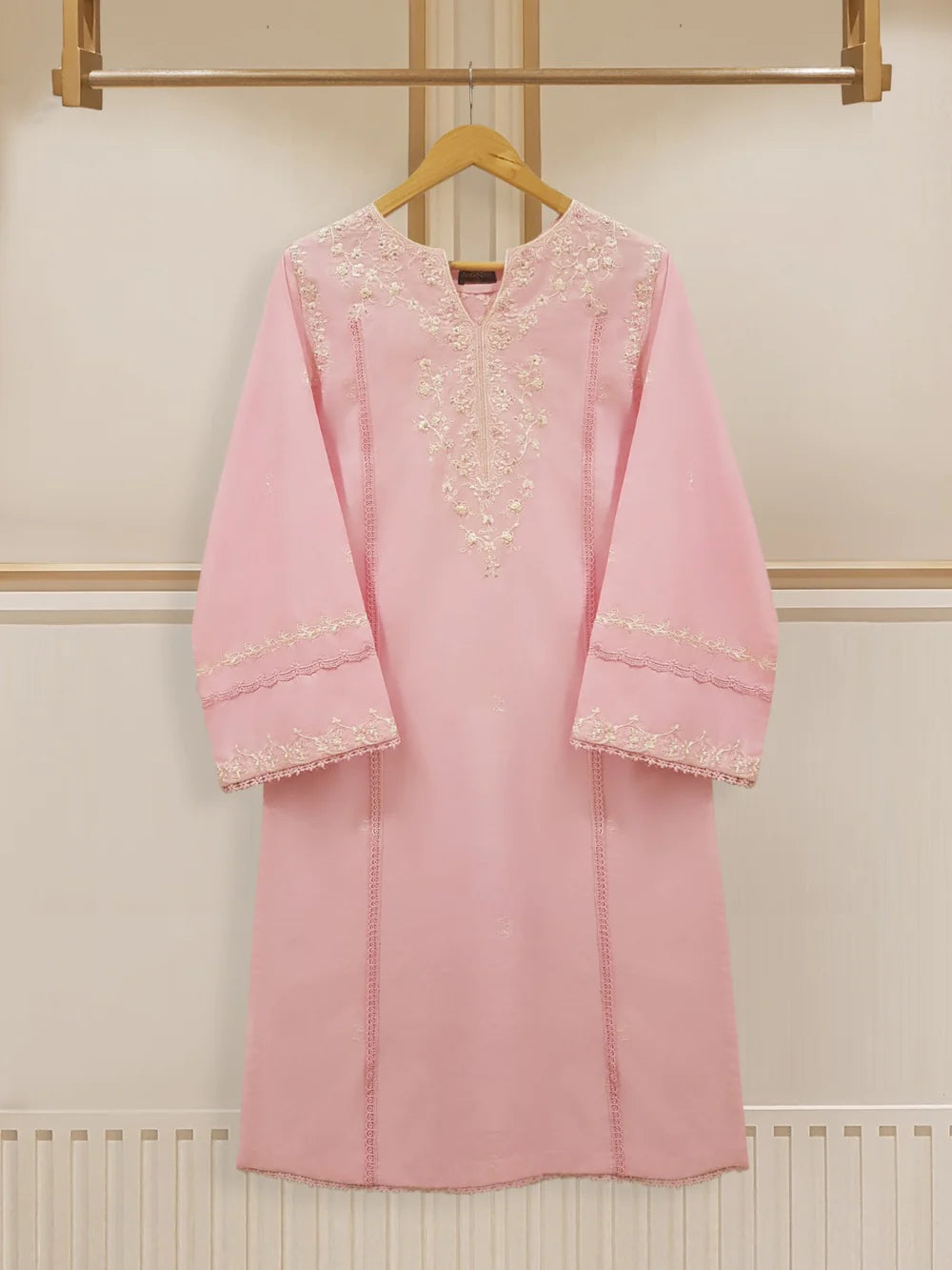 TWO PIECE FINE JACQUARD LAWN EMBROIDERED SHIRT WITH CHIFFON DUPATTA S107590