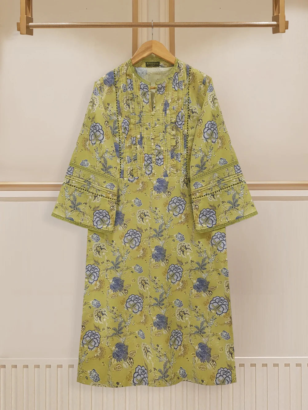 THREE PIECE PREMIUM DIGITAL PRINTED LAWN SHIRT WITH ORGANZA DUPATTA AND PANTS S107829