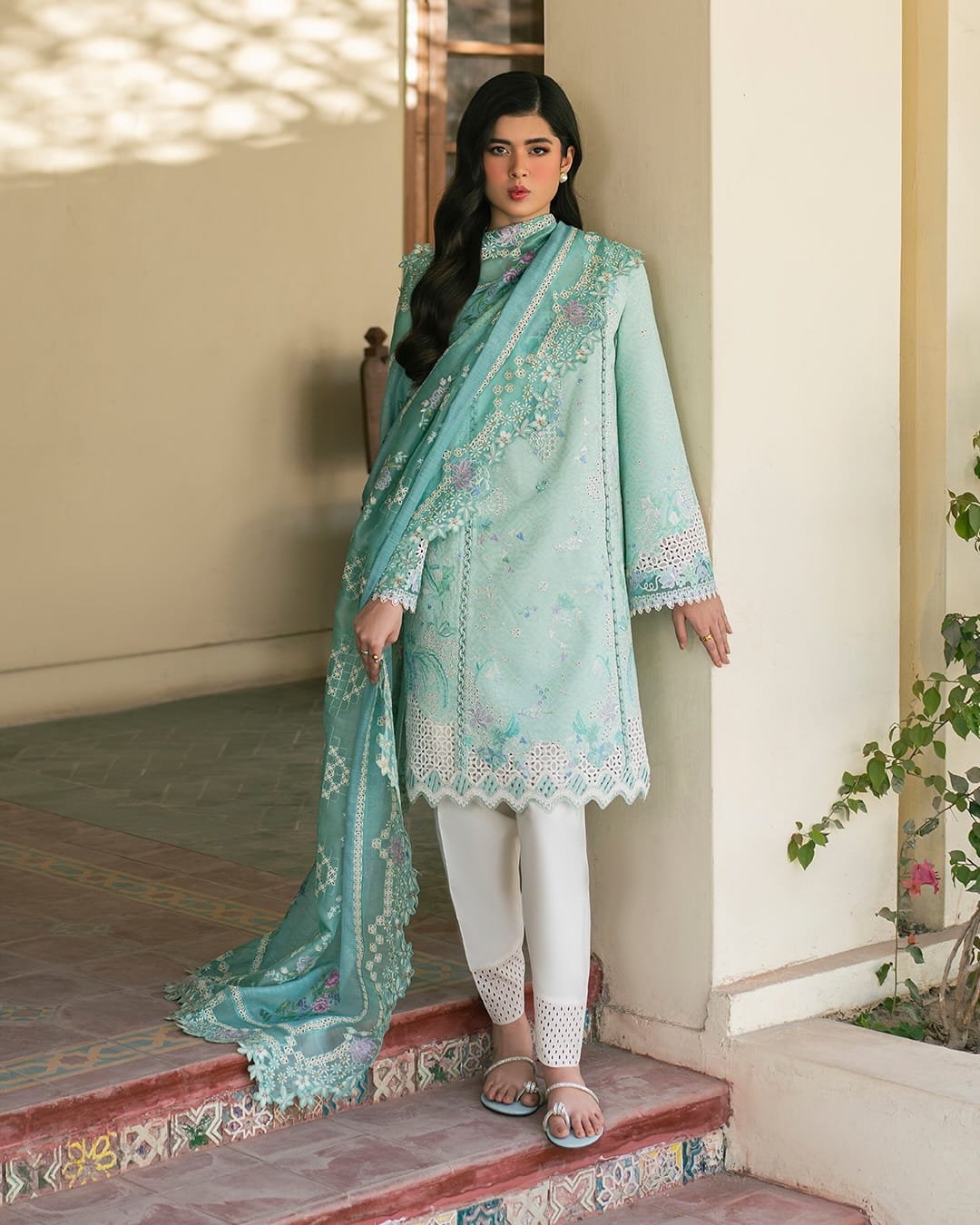 Eve-Soraya DELIVERY TIME 4 WEEKS