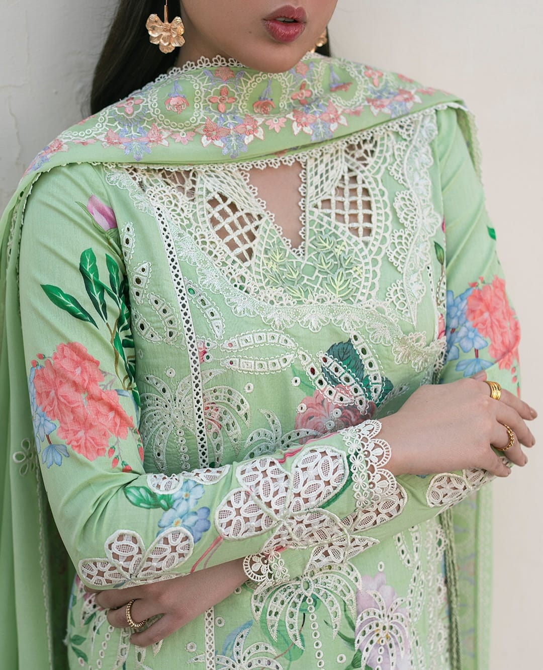 Willow-Soraya DELIVERY TIME 4 WEEKS