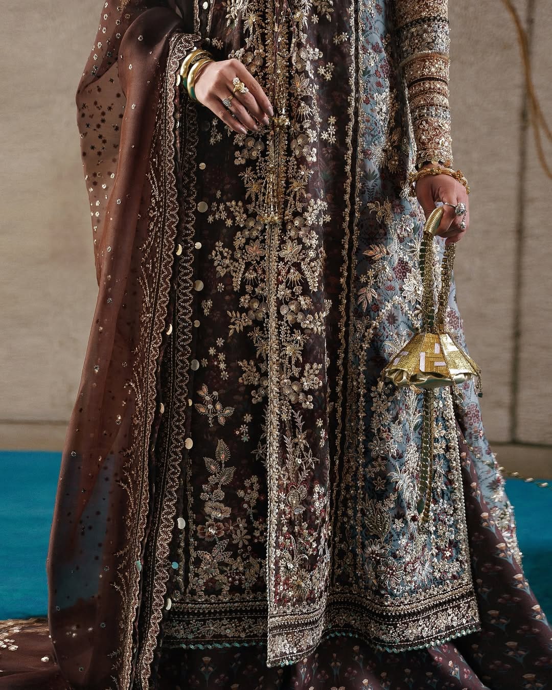 Vionna Stitched-(4pc)