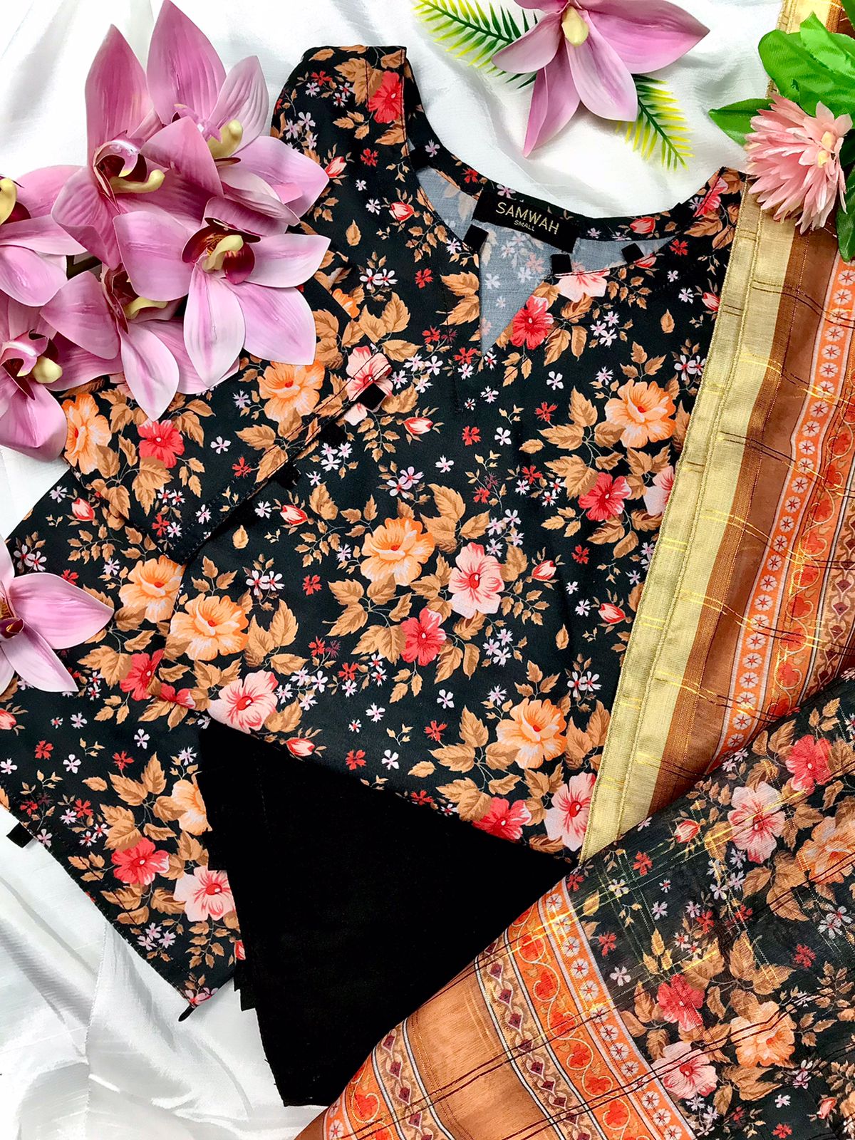 Swiss Lawn Stitched 3PC MU04