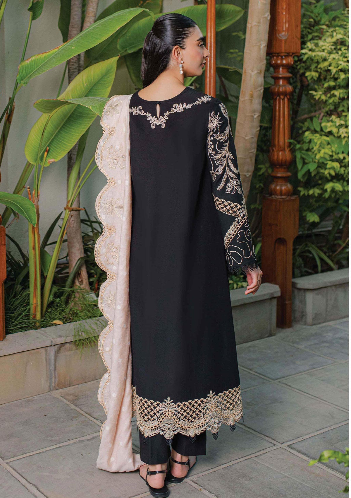 Qalamkar - Qline - Linen - 001 - QALAMKAR