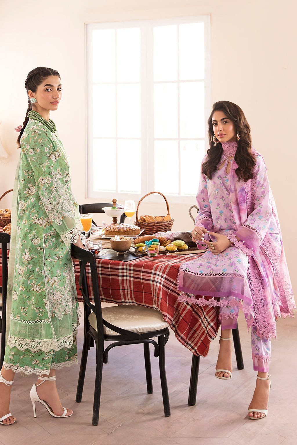 Blossom Bliss-Print Kari Lawn '23-AFROZEH