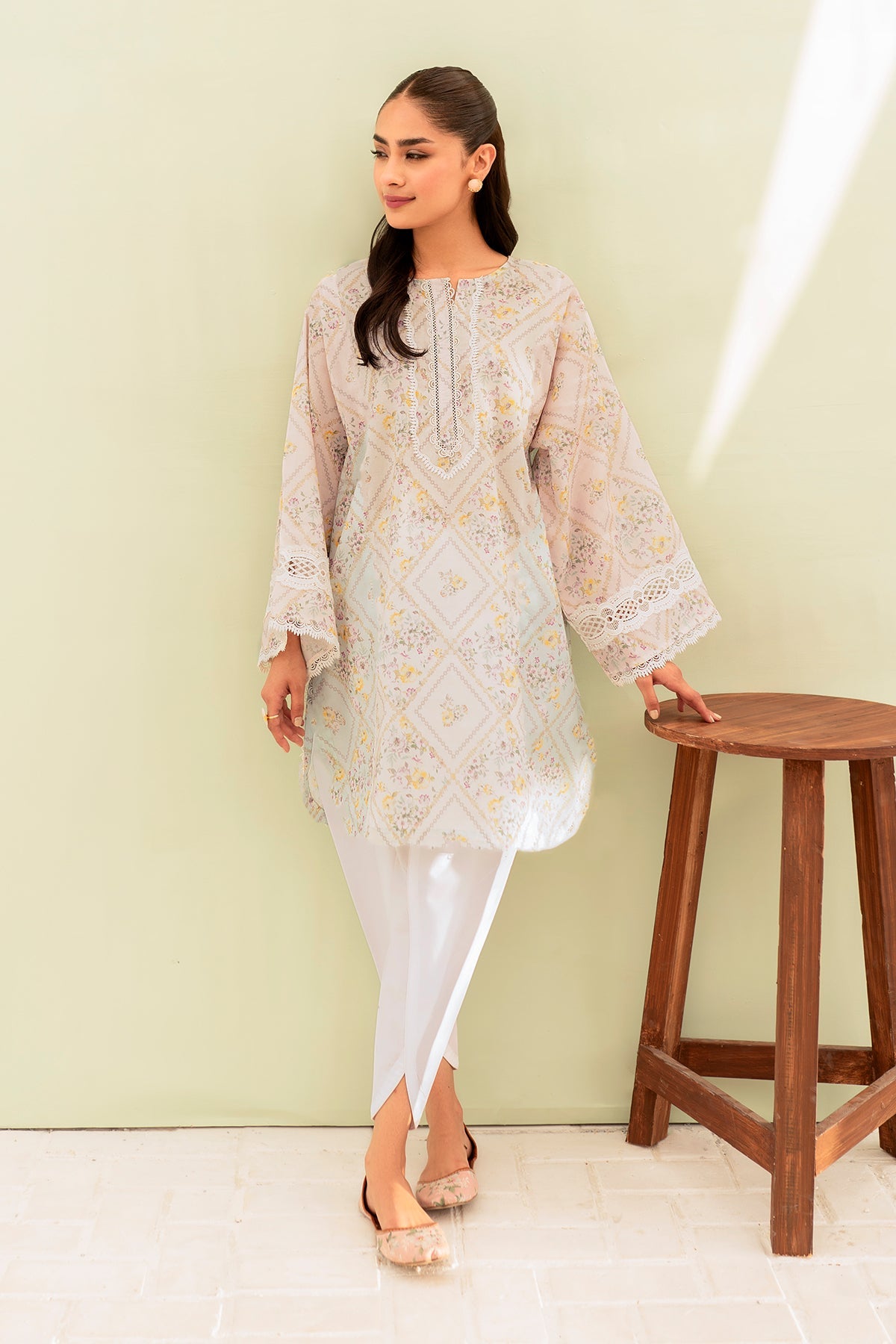 EMBROIDERED LAWN PR-964