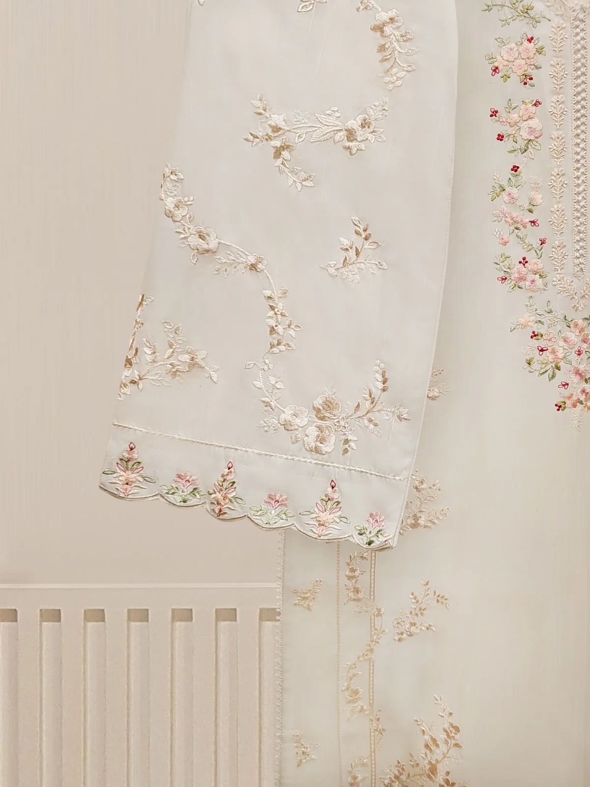 2 Piece - Embroidered Jacquard Suit S110192