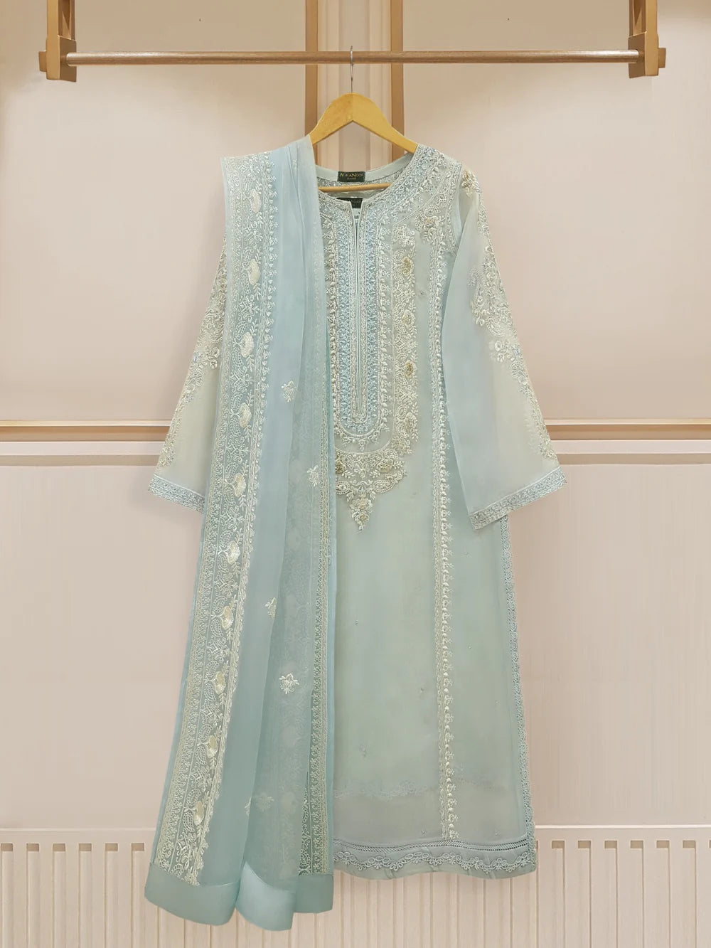 3 PIECE - PURE ORGANZA EMBROIDERED SUIT S108405