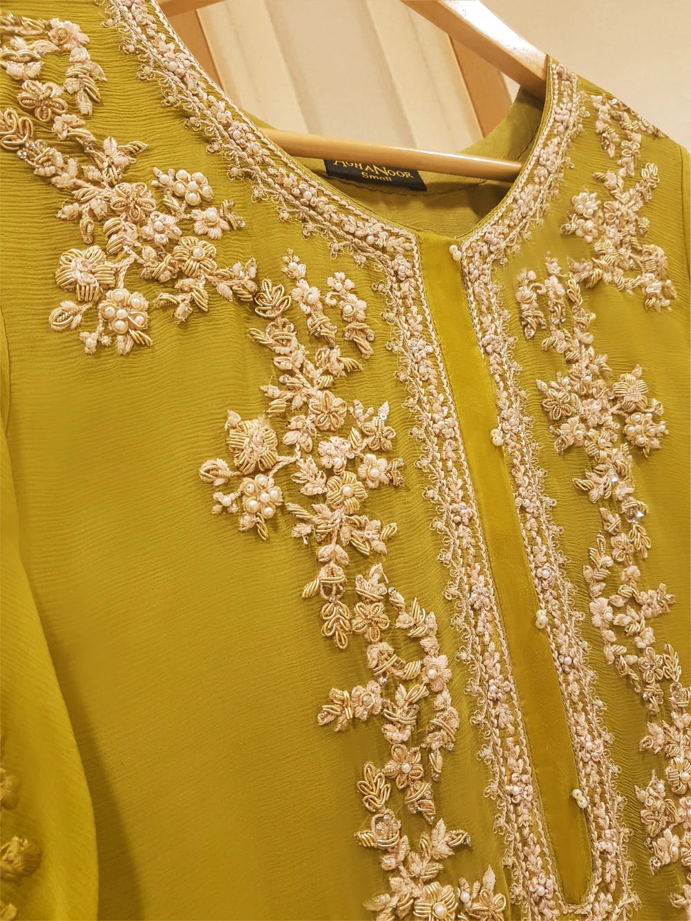 3 PIECE - EMBROIDERED CHIFFON SUIT S108552