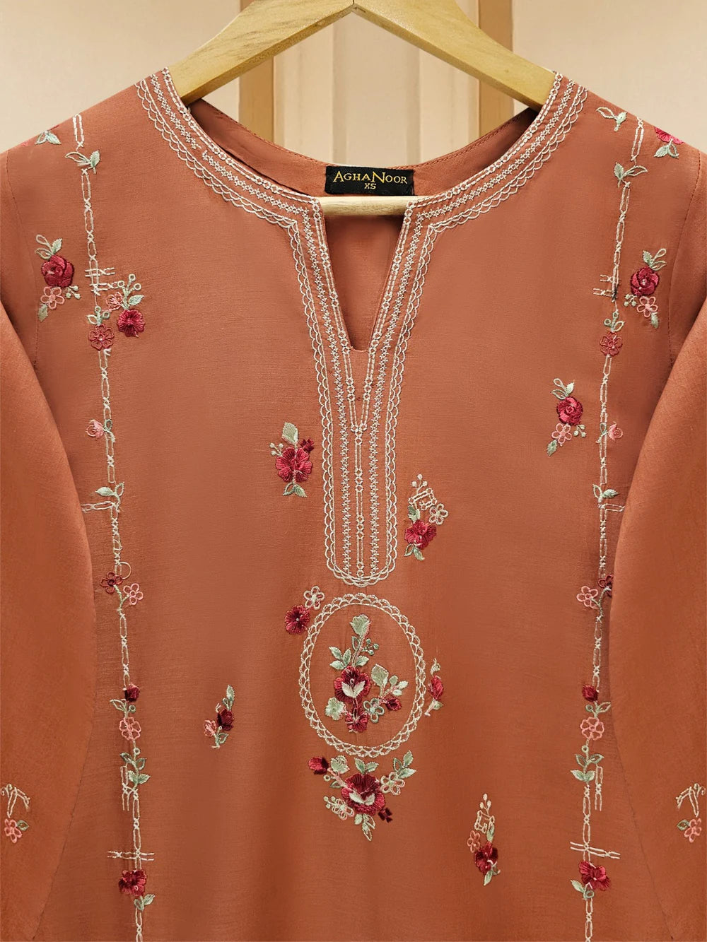 2 PIECE - EMBROIDERED LAWN SUIT S109189