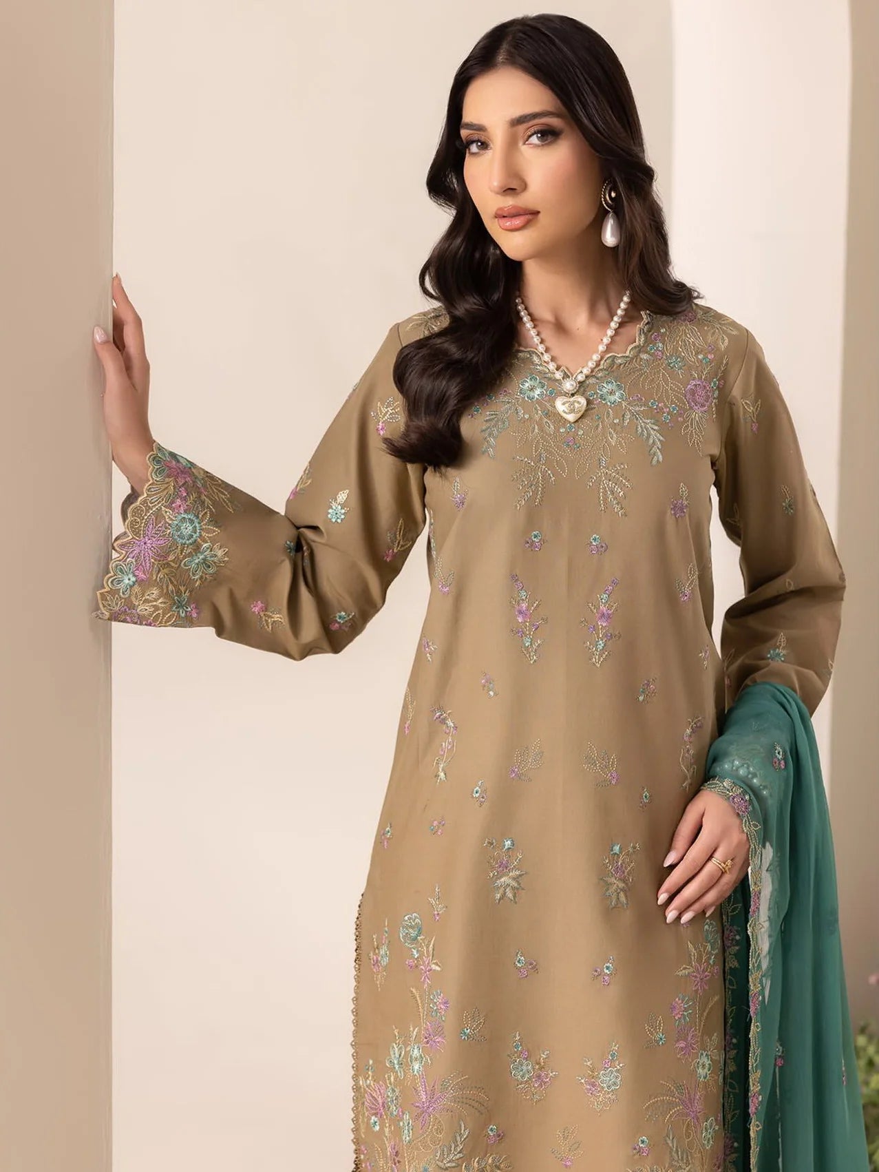 RajBari Premium Embroidered Lawn Unstitched 3Pc Suit D-03