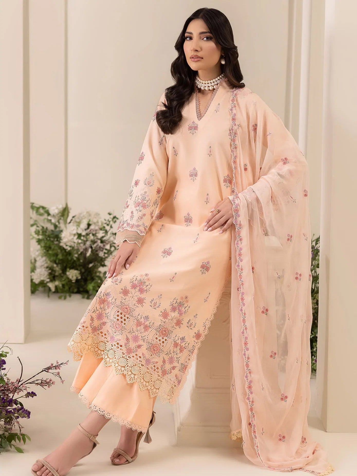 RajBari Premium Embroidered Lawn Unstitched 3Pc Suit D-04