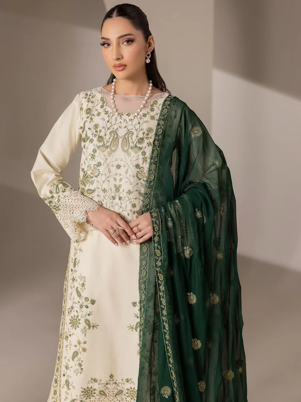 RajBari Premium Embroidered Lawn Unstitched 3Pc Suit D-05