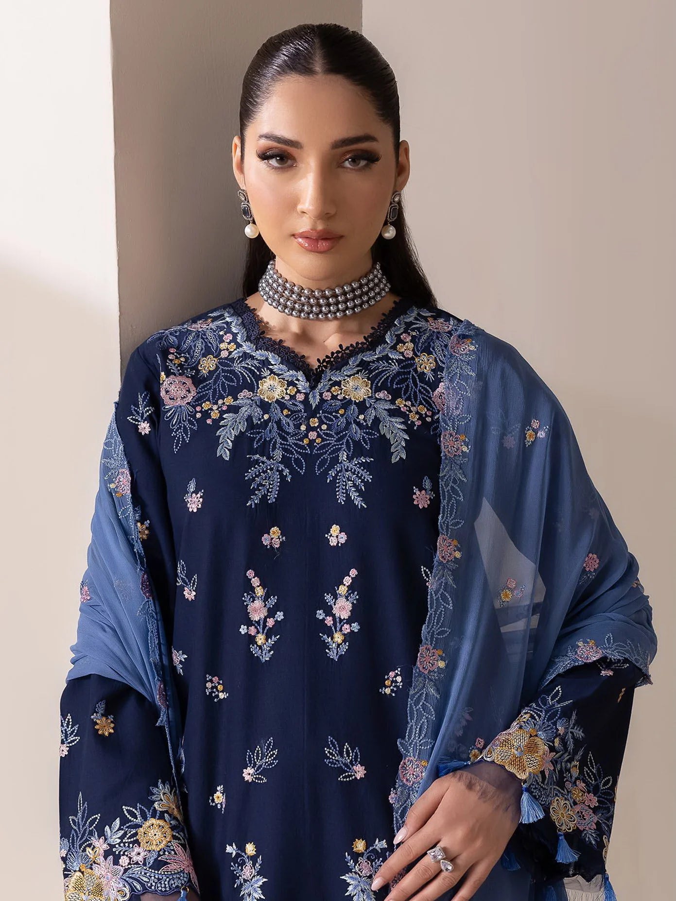 RajBari Premium Embroidered Lawn Unstitched 3Pc Suit D-07