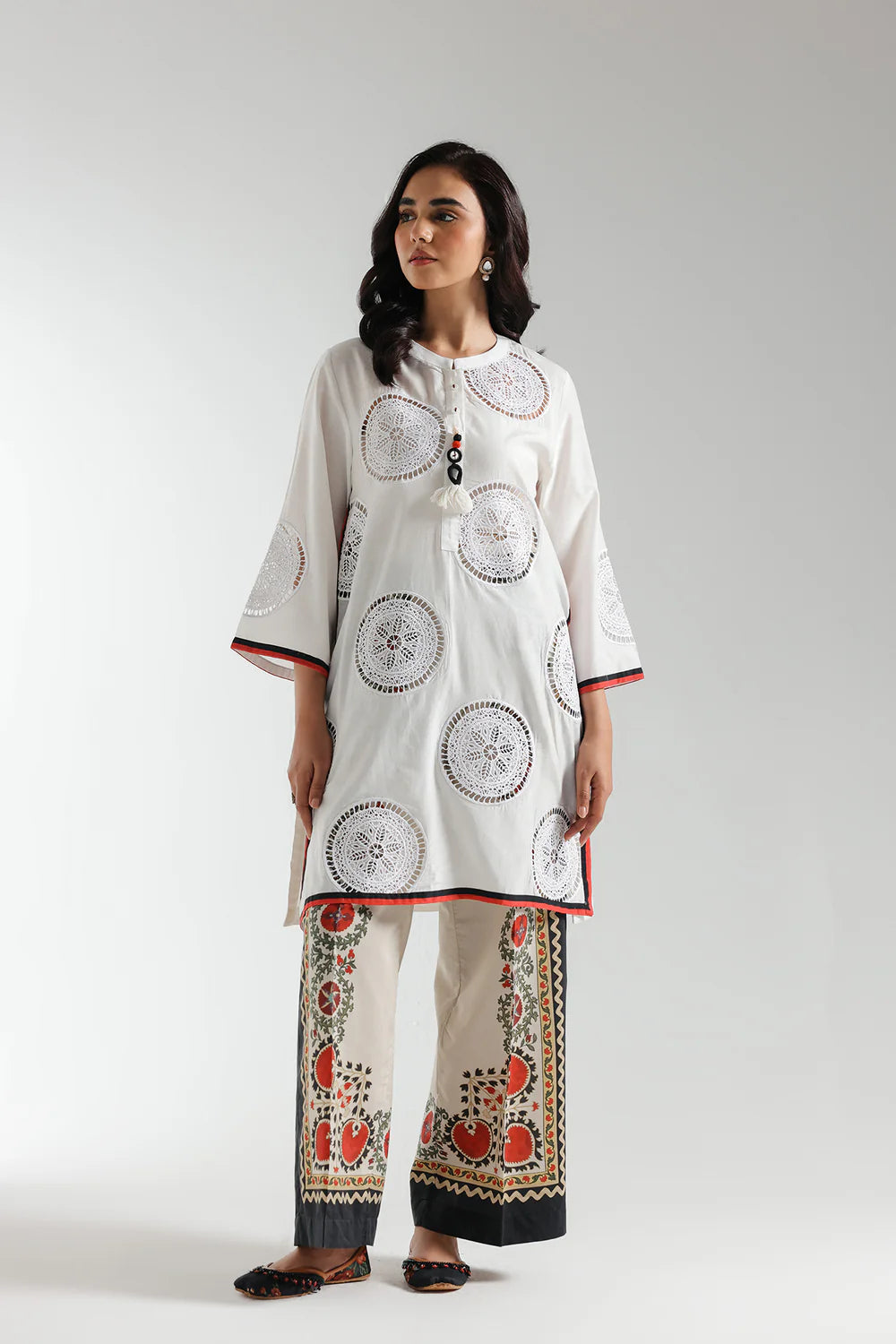 EMBROIDERED SUIT