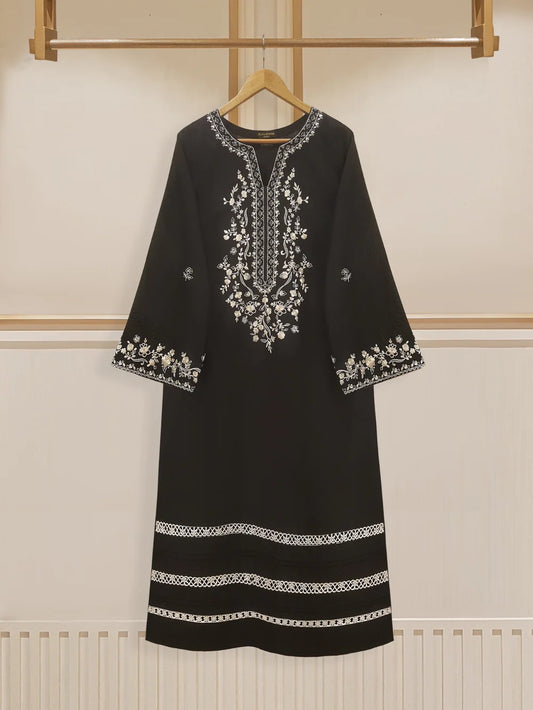 EMBROIDERED CAMBRIC SHIRT S108481