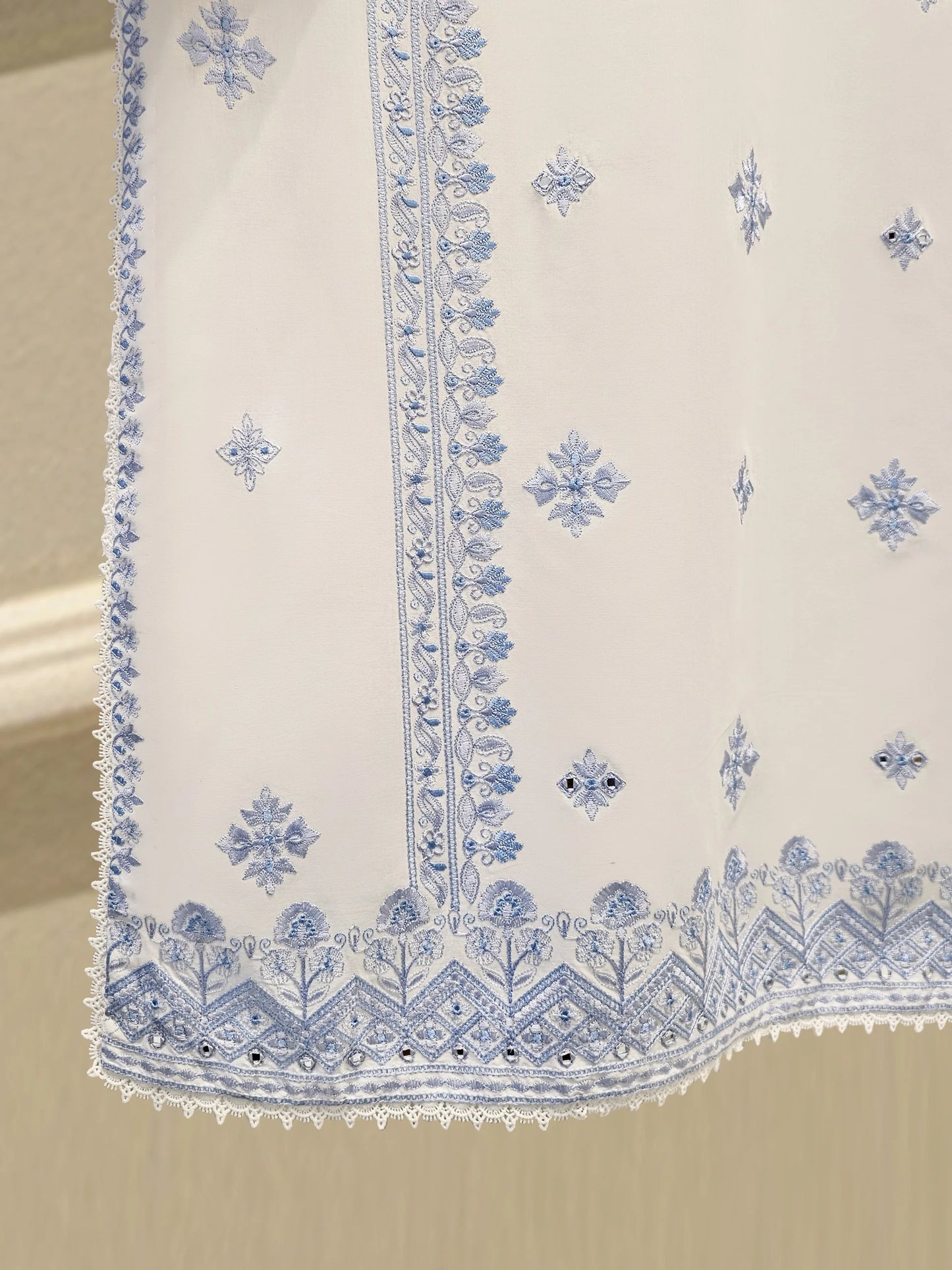 2 Piece - Embroidered Lawn Suit S111895