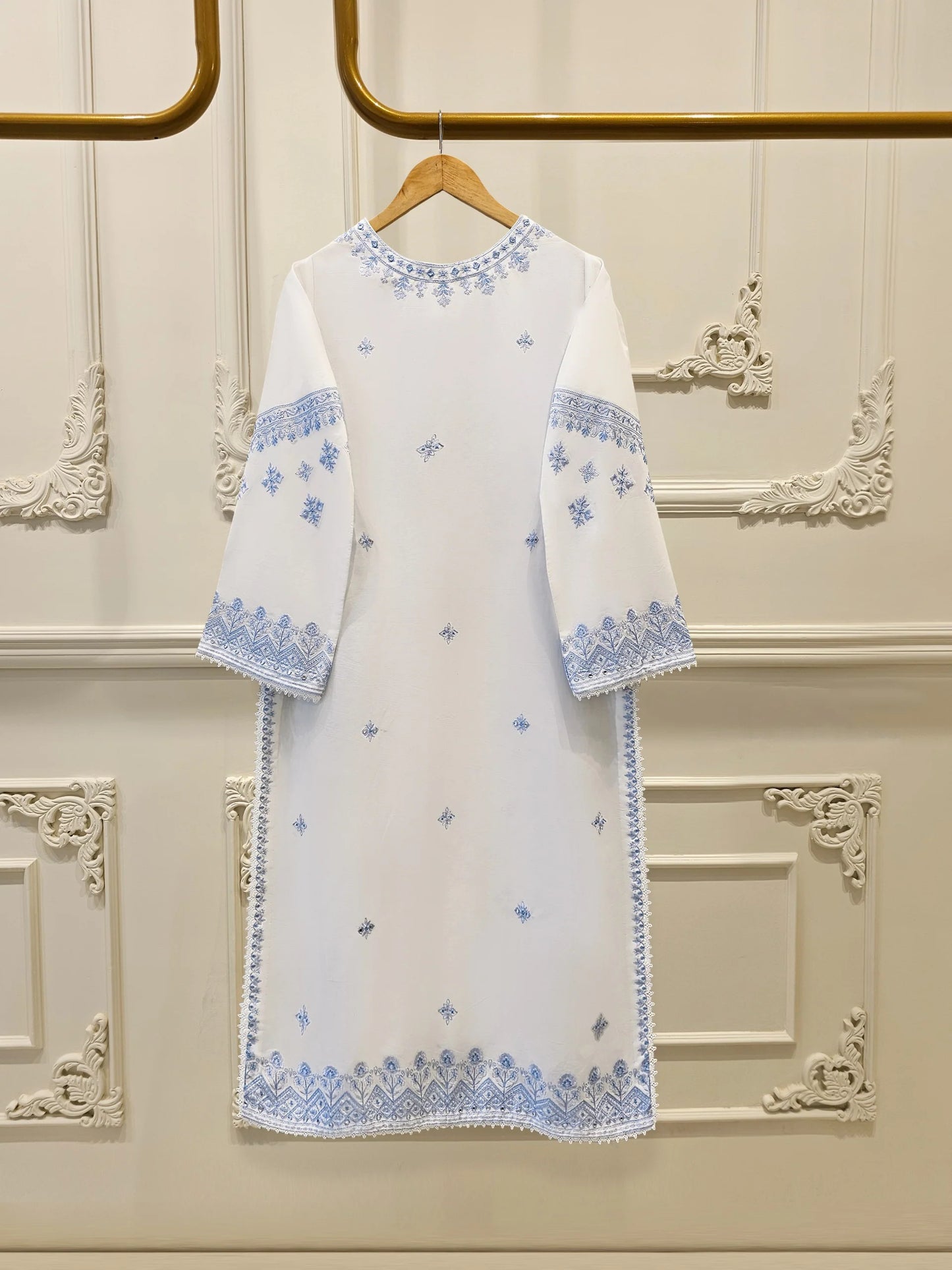 2 Piece - Embroidered Lawn Suit S111895