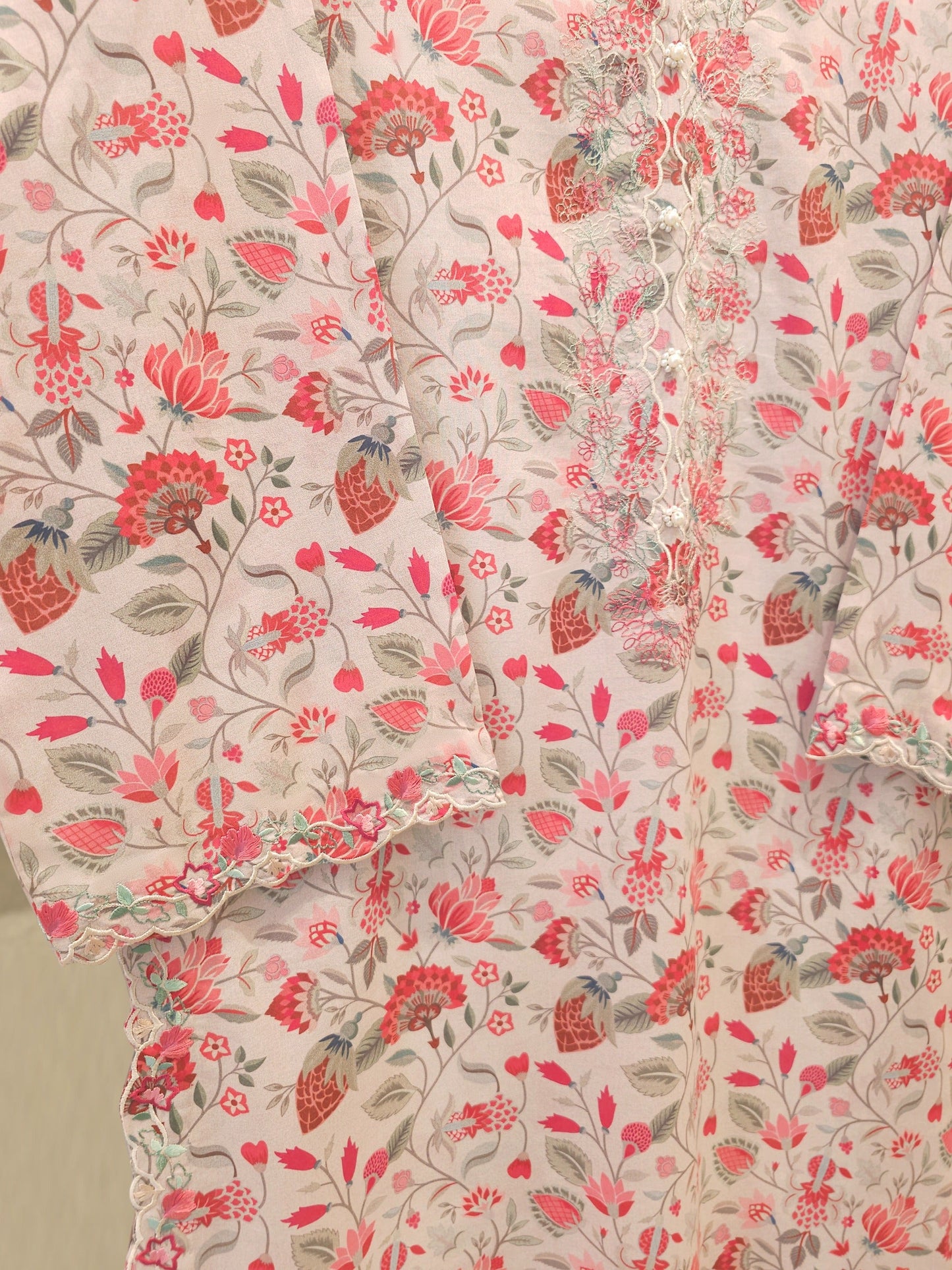 3 Piece - Digital Printed Lawn Suit S111938
