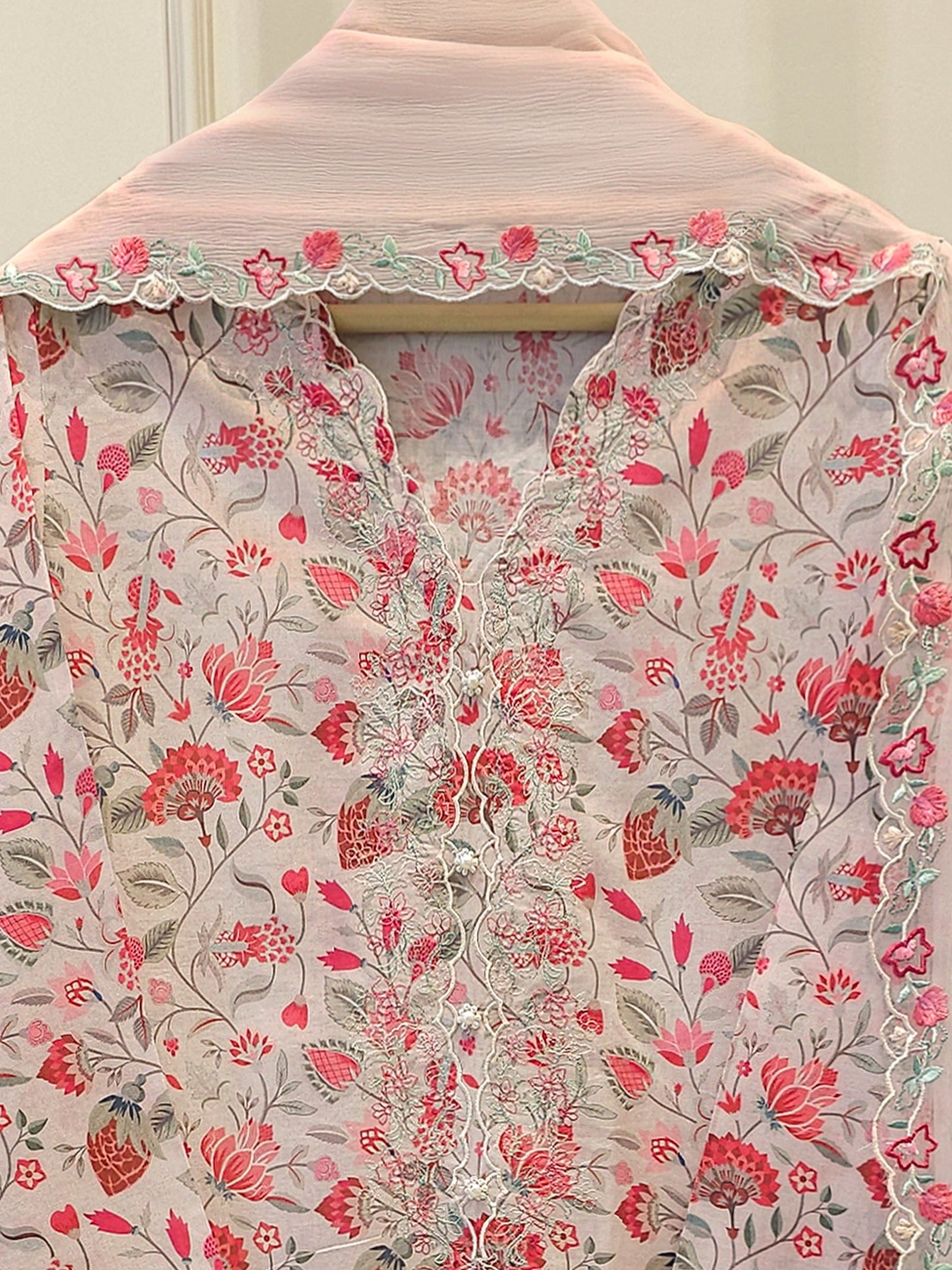 3 Piece - Digital Printed Lawn Suit S111938