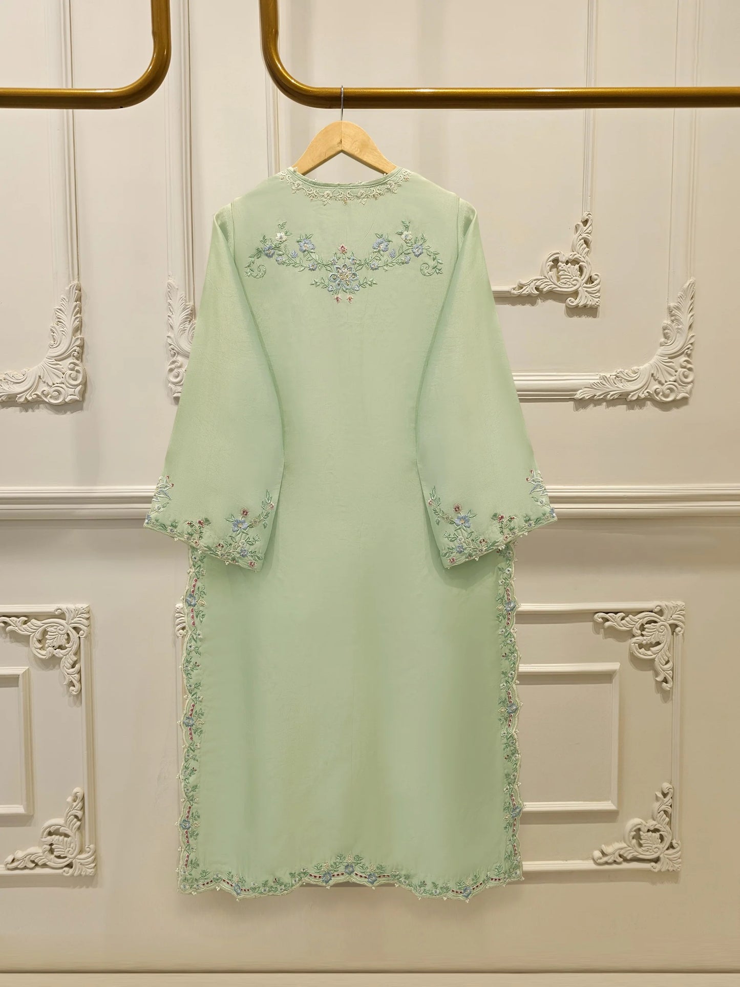 3 Piece- Pure Sheesha Silk Embroidered Suit S113030