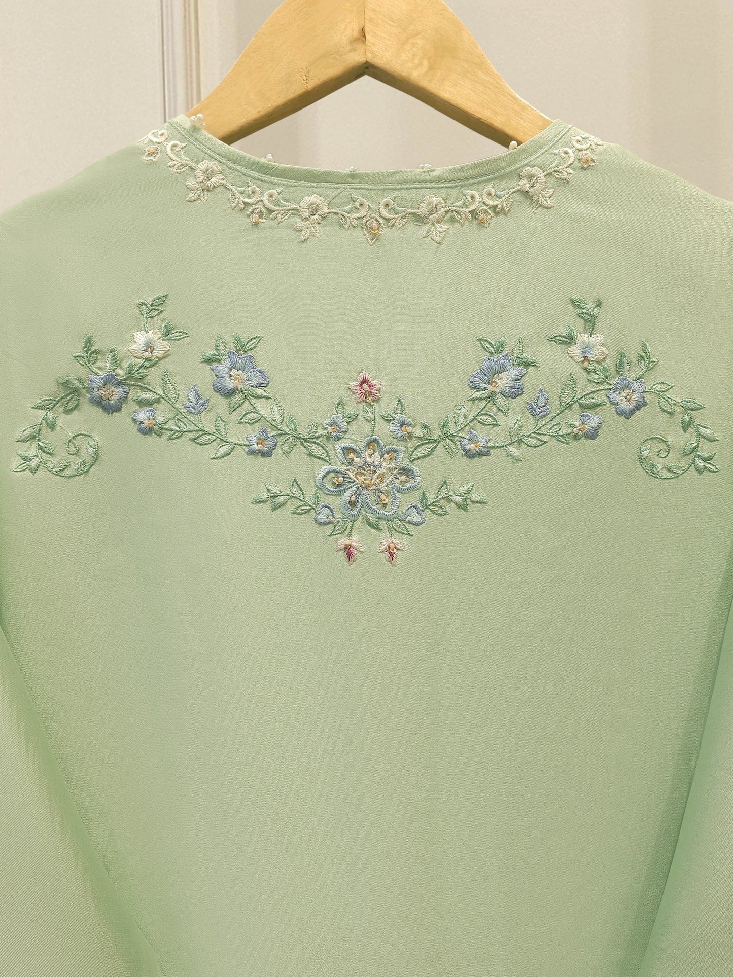 3 Piece- Pure Sheesha Silk Embroidered Suit S113030