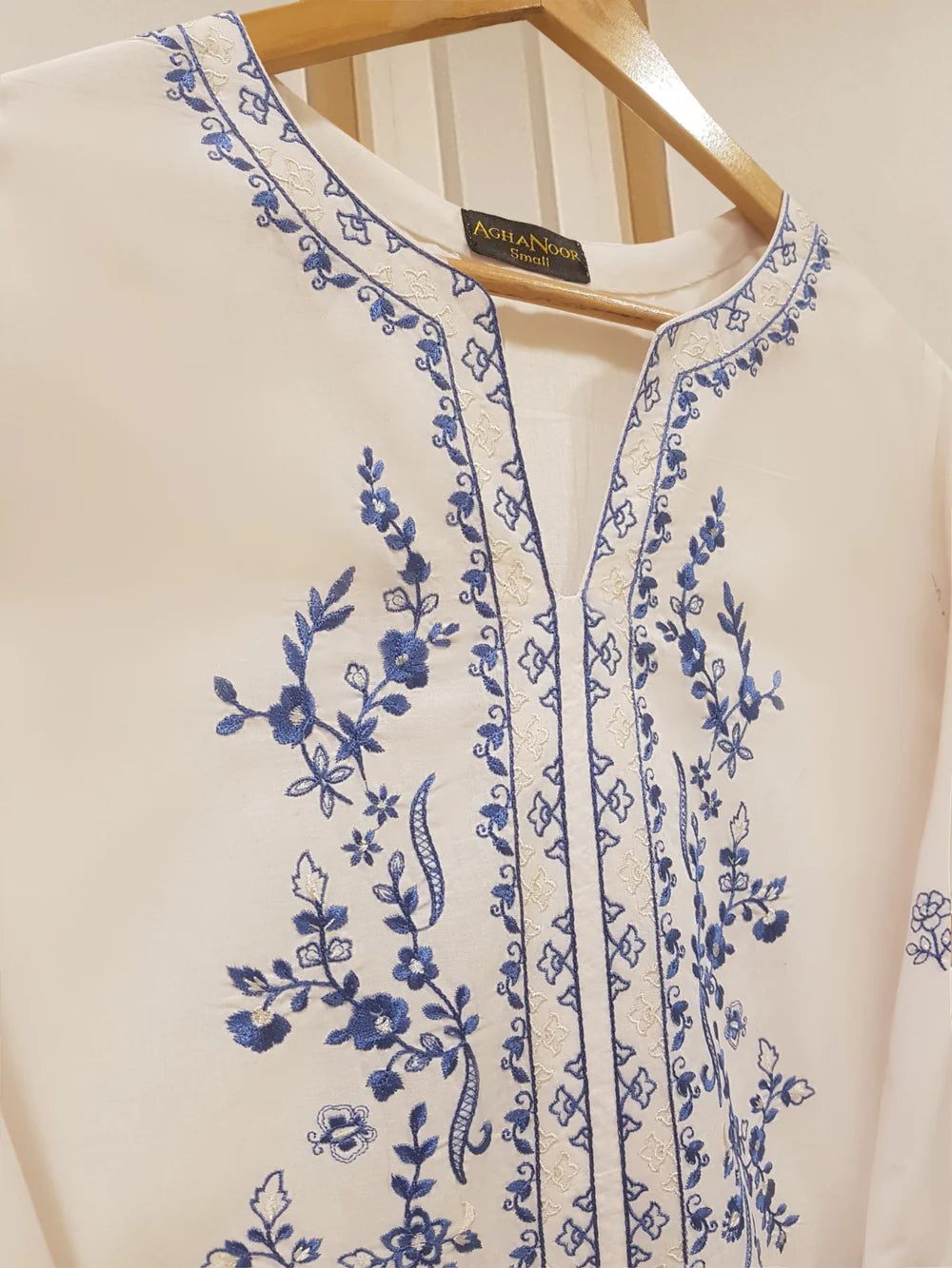 EMBROIDERED CAMBRIC SHIRT