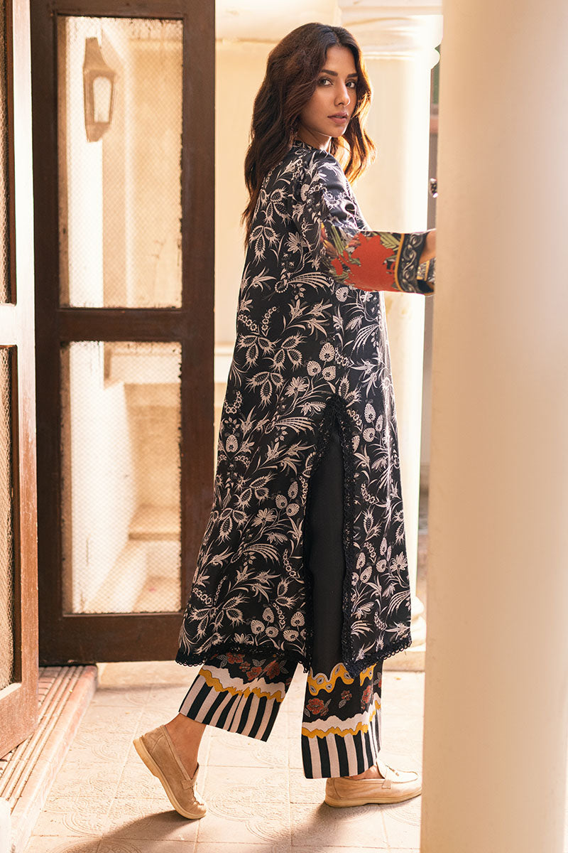 CRYSTAL CASCADE - MUSHQ