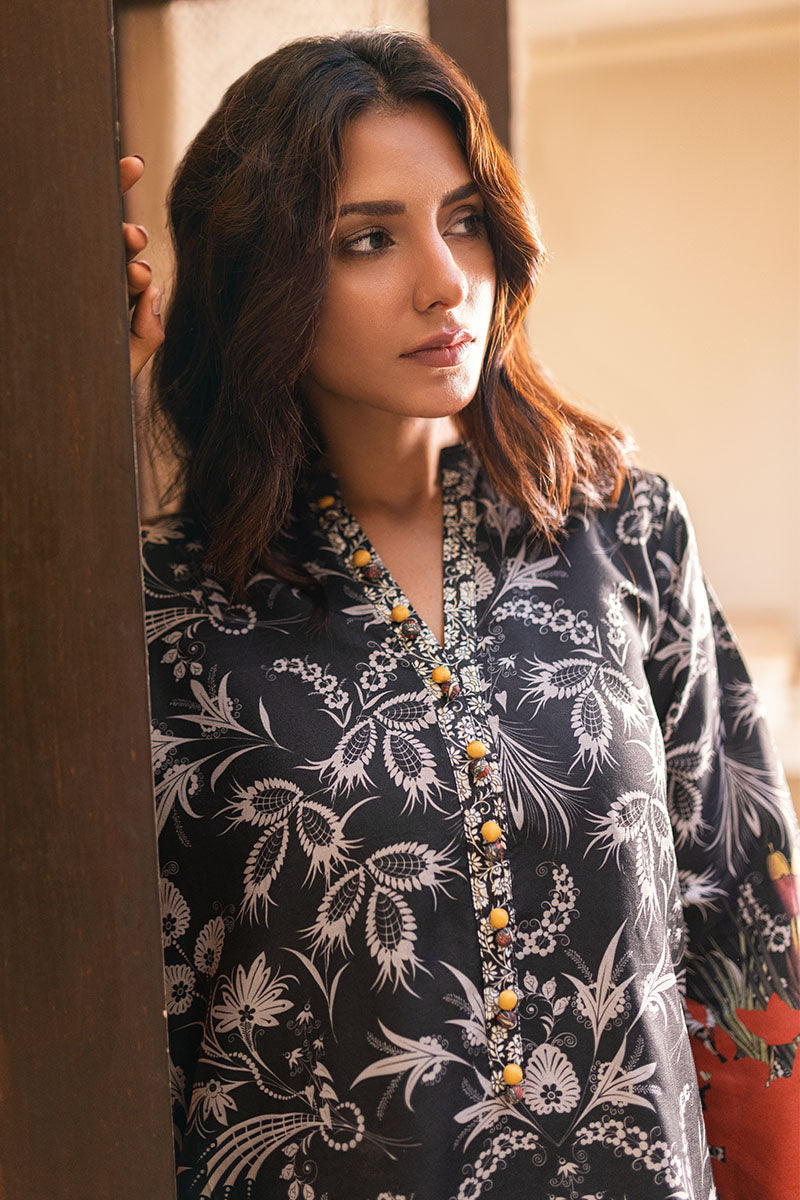 CRYSTAL CASCADE - MUSHQ