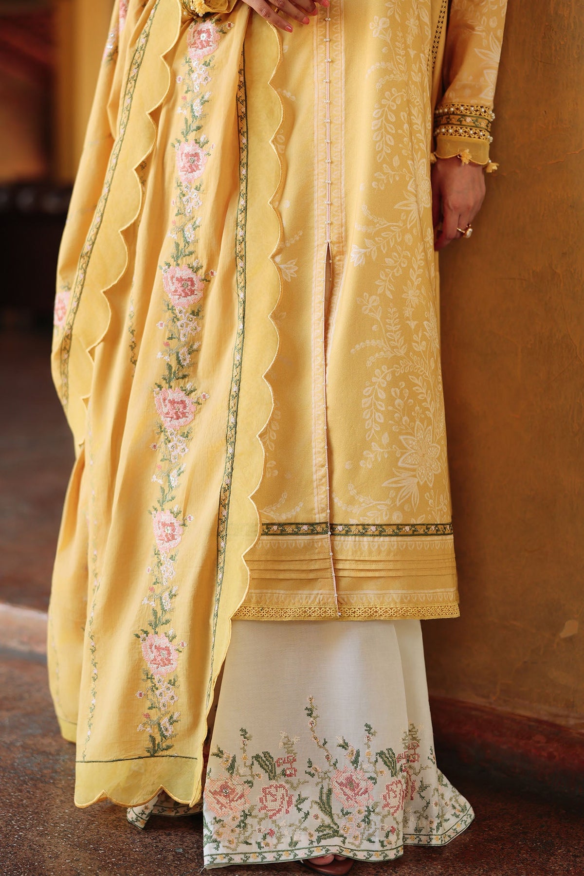 PETAL DRAPES-3PC EMBROIDERED LAWN SUIT