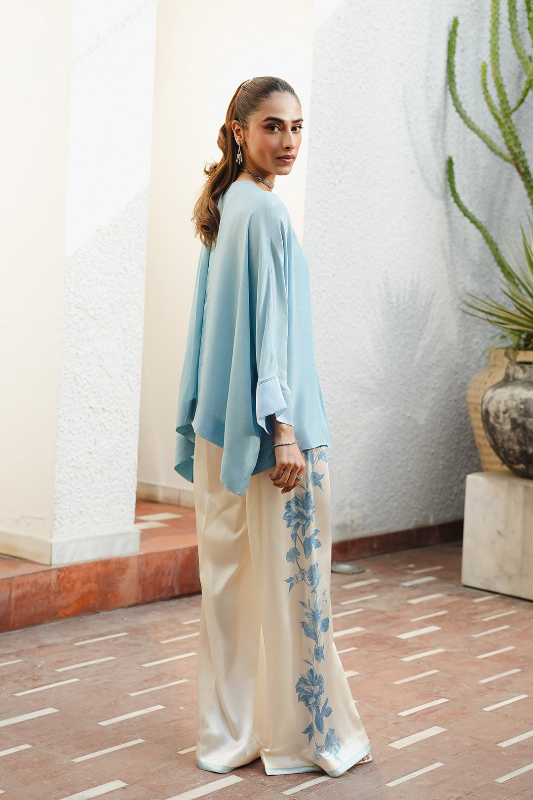 Dheri Top Pant Dupatta
