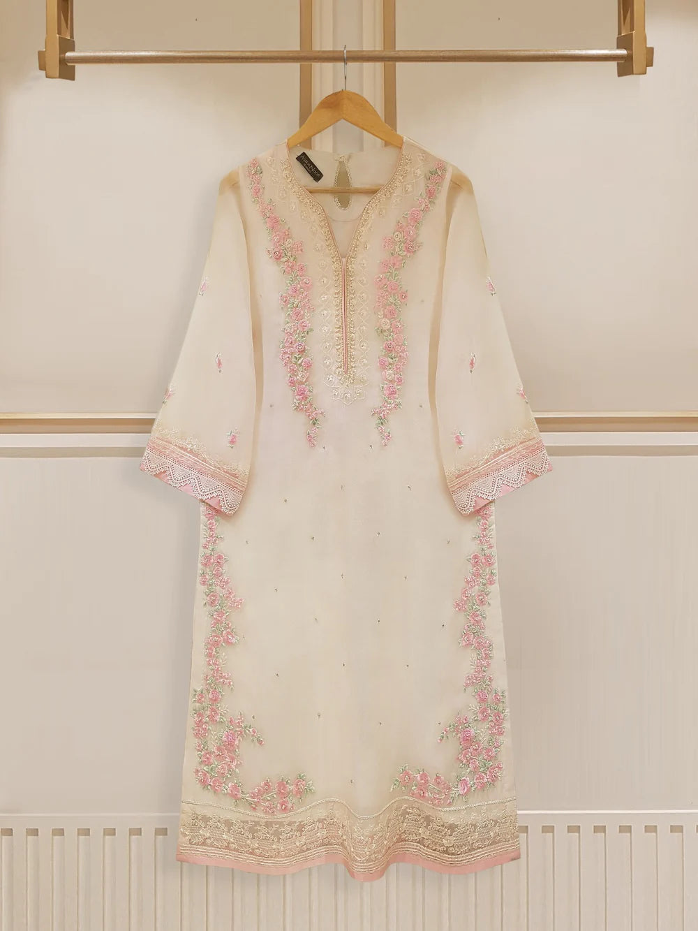 TWO PIECE PURE ORGANZA EMBROIDERED SHIRT WITH DUPATTA S107402