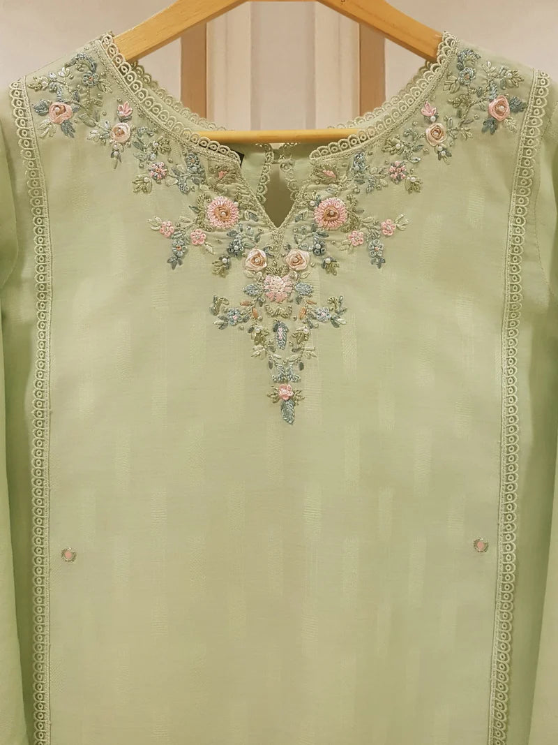 TWO PIECE FINE JACQUARD LAWN EMBROIDERED SHIRT WITH CHIFFON DUPATTA S107583
