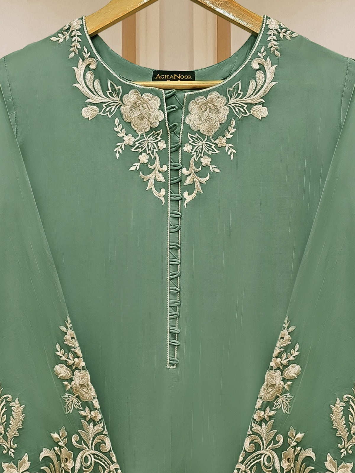 Embroidered Jacquard Shirt S110220