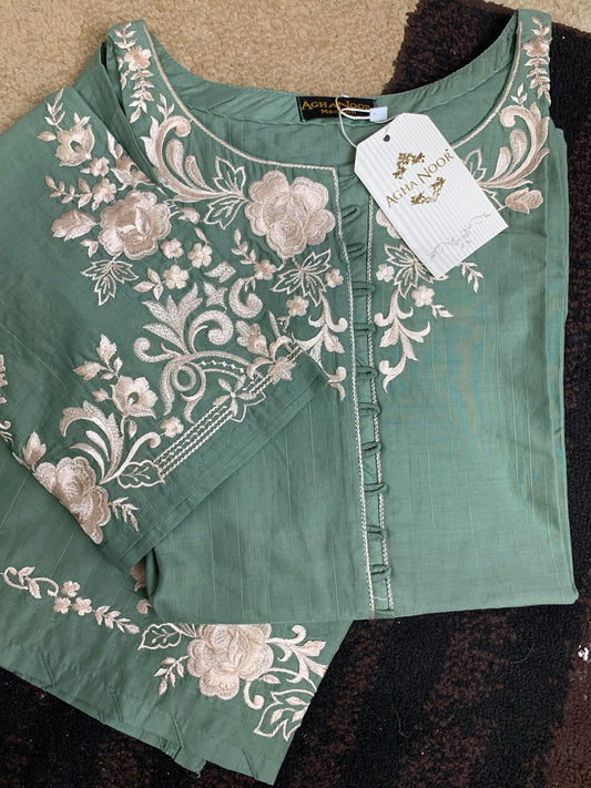 Embroidered Jacquard Shirt S110220