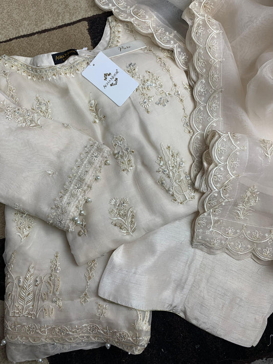 Aghanoor Clearance Sale 🩷 Organza Shirt / Pant & Dupatta