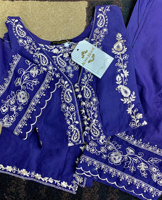 Aghanoor Clearance Sale Lawn Shirt & Pant