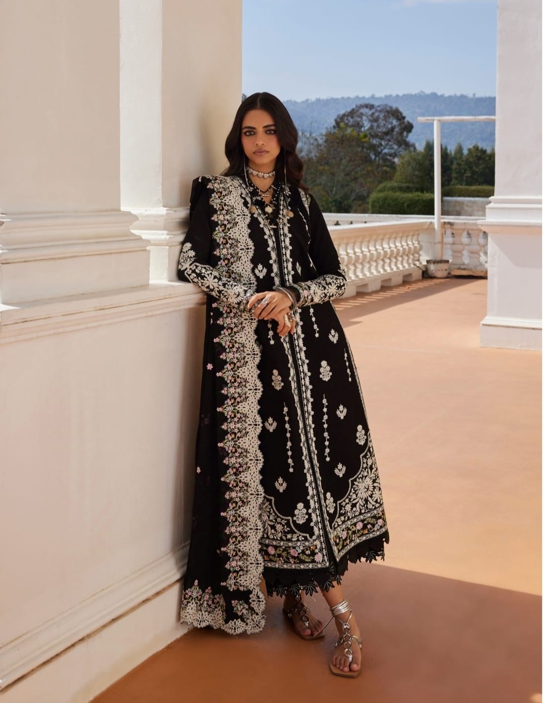 Aleia 3pc Stitched