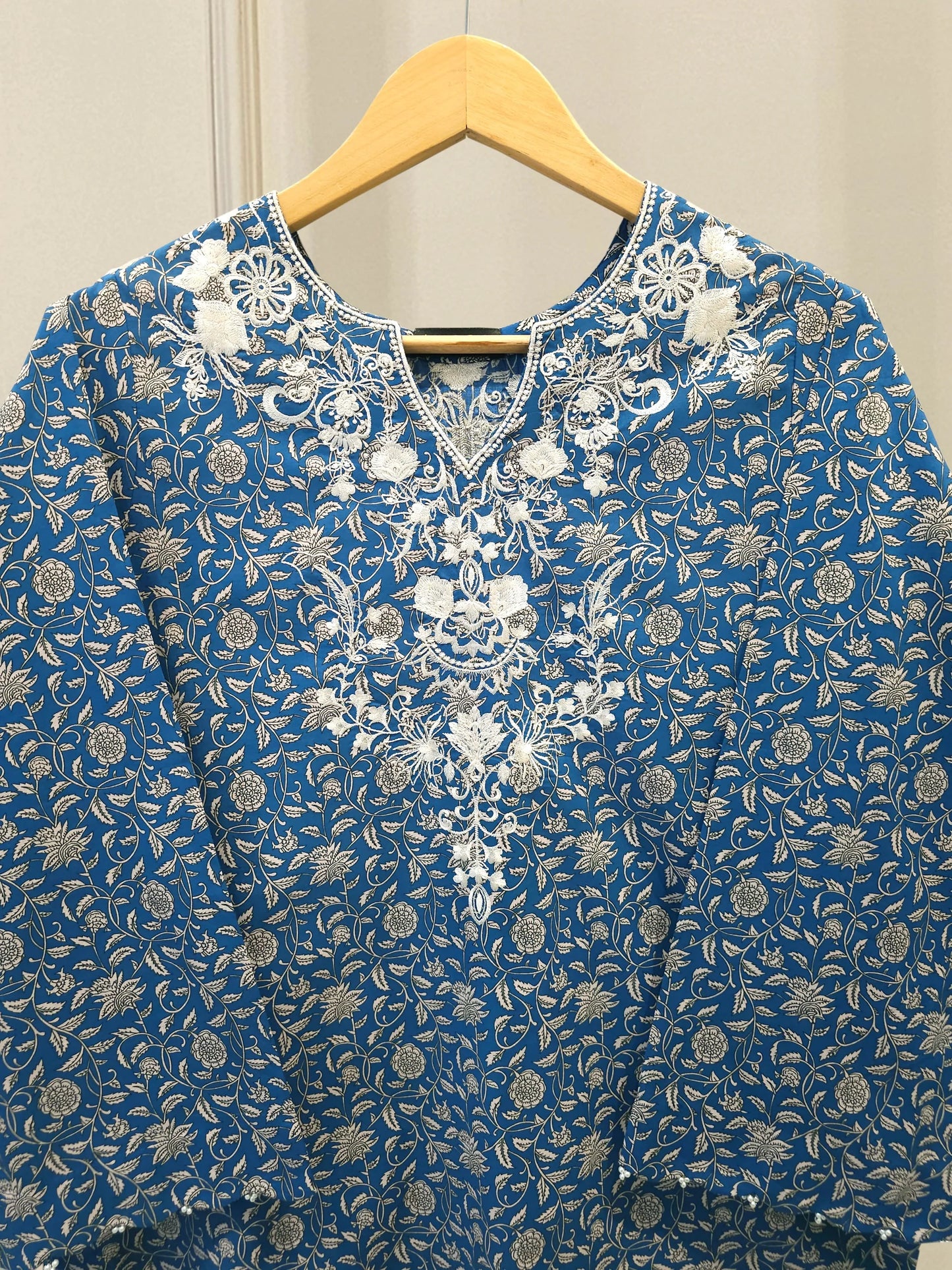 2 Piece - Embroidered Lawn Suit S112297