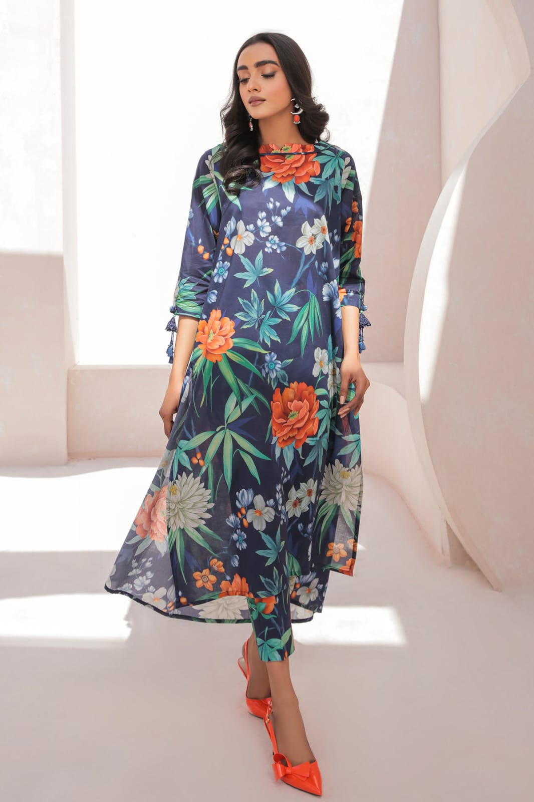 EMBROIDERED LAWN PR-D779