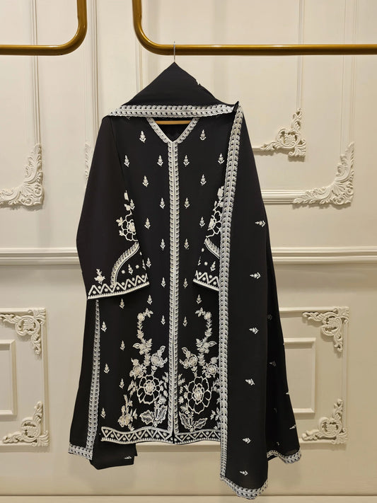 3 Piece - Embroidered Lawn Suit S111869